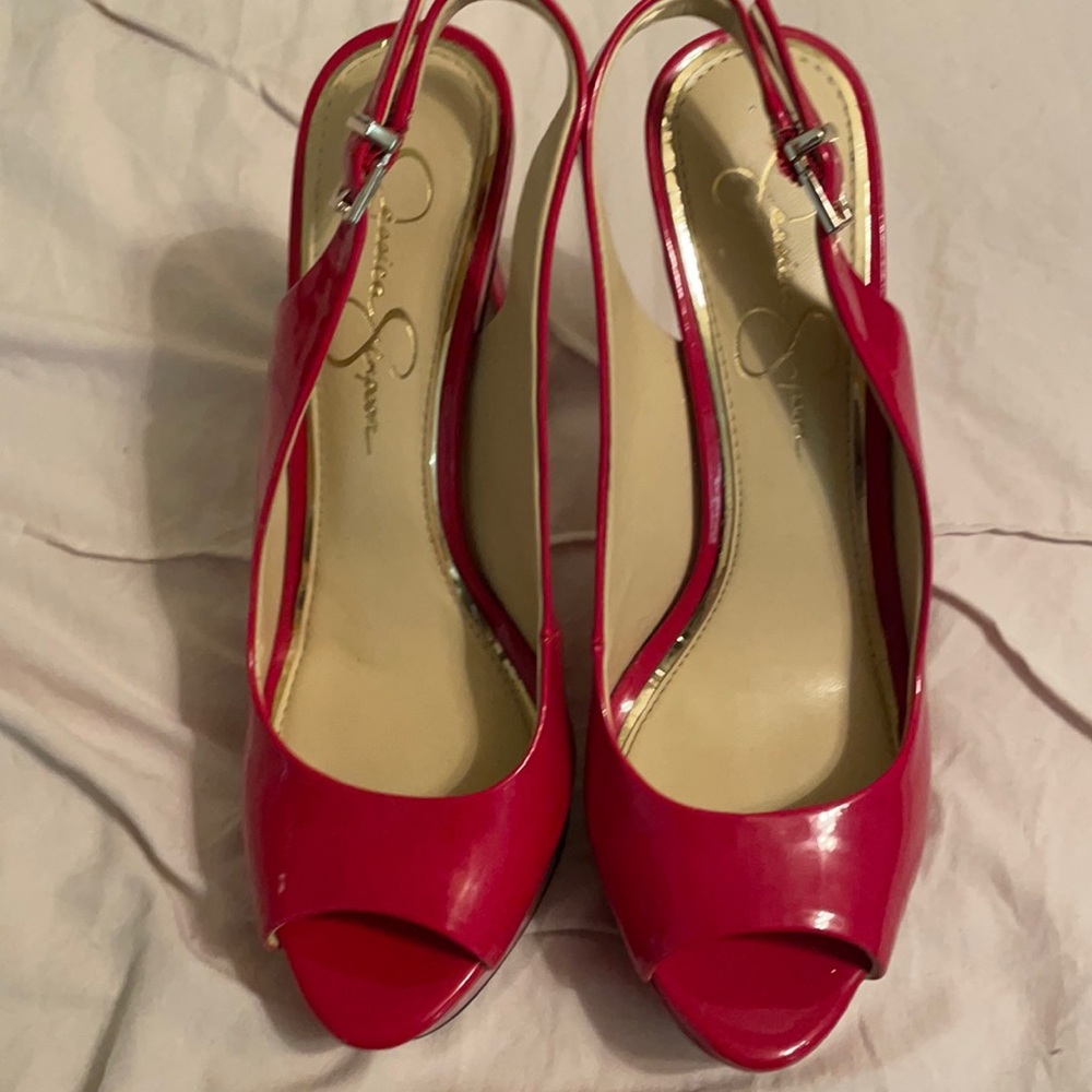 Jessica Simpson size 7.5 red and gold platform heels